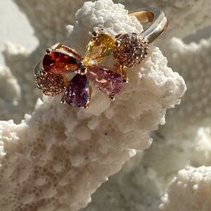 Elegant Multicolor Ring Gemstone